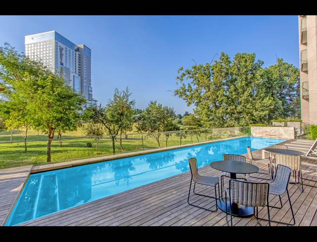 2 BEDROOM APARTMENT FOR SALE IN SANDOWN